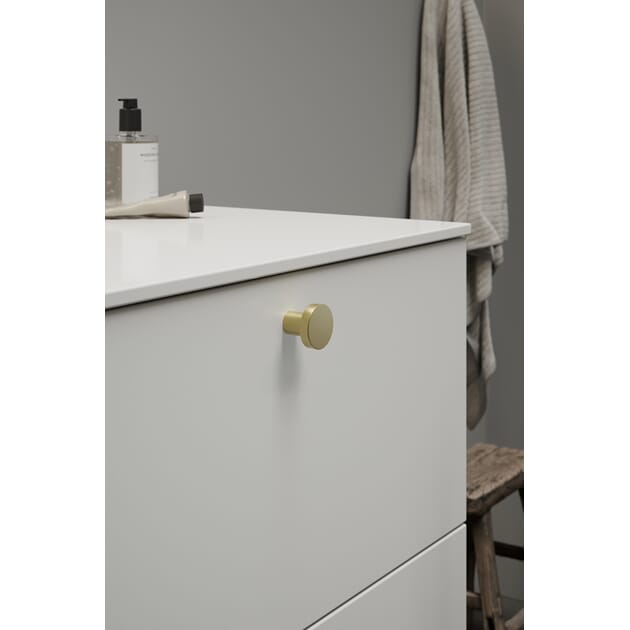 Knott 2425 Furnipart Dot børstet messing miljø.jpg