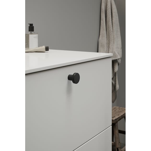 Knott 5113 Furnipart Dot Matt sort miljø.jpg