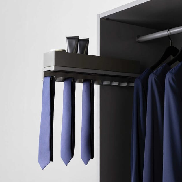 tie-belt-pullout-1627-2500x3750.jpg