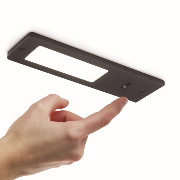 VEGA SDM_black_mano.jpg