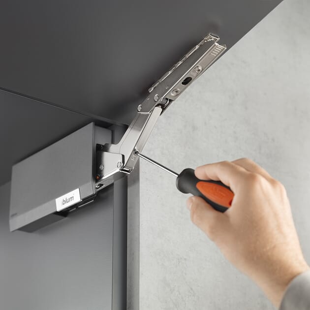 AVENTOS_HK_TOP_Rel HK top 2.jpg