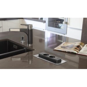 Evoline Backflip 2x stikk, 1x 2,1A USB lader