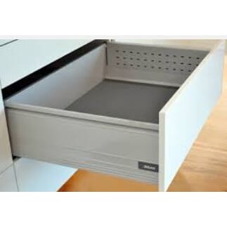 Z37H_Rel Blum boxside skuff.JPG