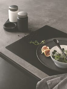 Vipp130_Placemat_Living02_High