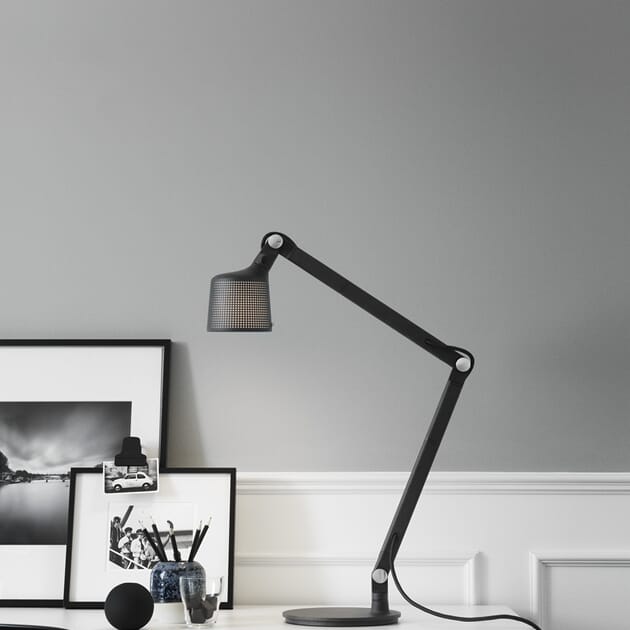 521 Vipp521-TableLamp-Living01-Low.jpg